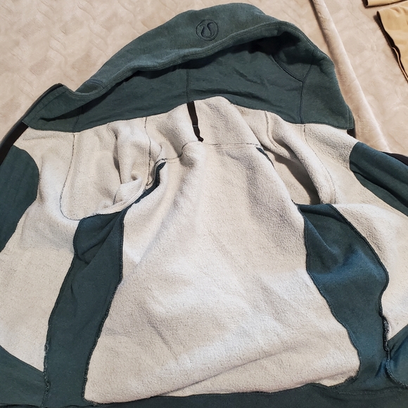 Lululemon scuba hoody forest green size 10 - Picture 3 of 5